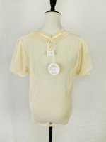 Short sleeved dotted yarn stand up collar with bubble sleeves for inner wear Short sleeved dotted yarn stand up collar with bubble sleeves for inner wear