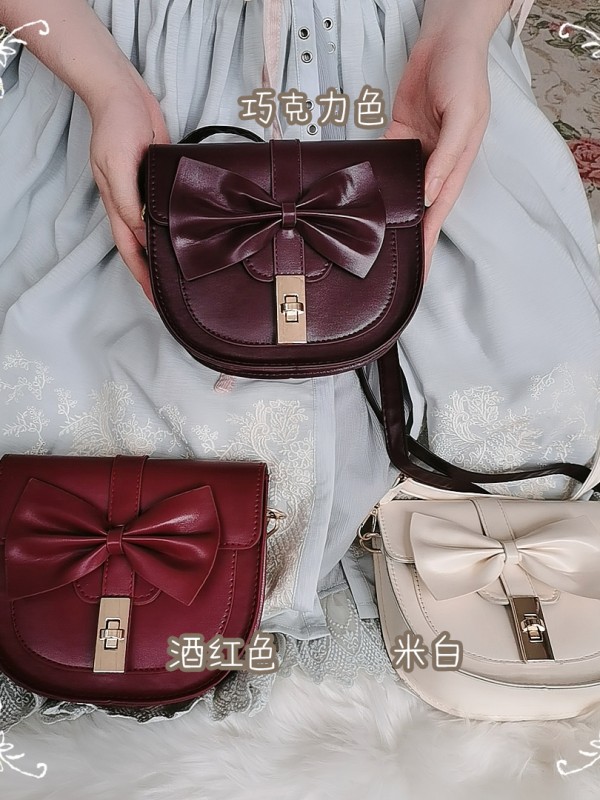 A Half Moon Bowknot Sweet Inclined Shouder Lolita Bag A Half Moon Bowknot Sweet Inclined Shouder Lolita Bag
