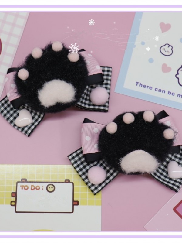 A Pair of Cute Bear Claw Lolita Hair Clips