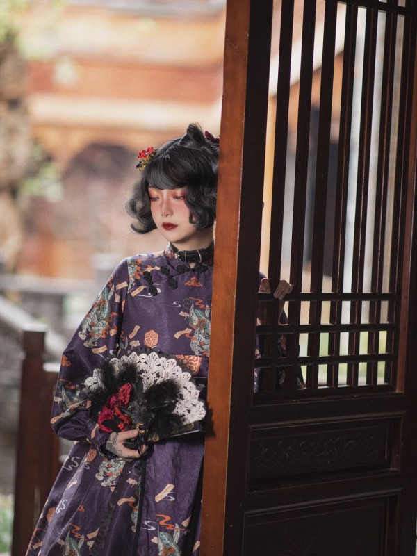 Auspicious Beast Chinese Style One-piece Auspicious Beast Chinese Style One-piece