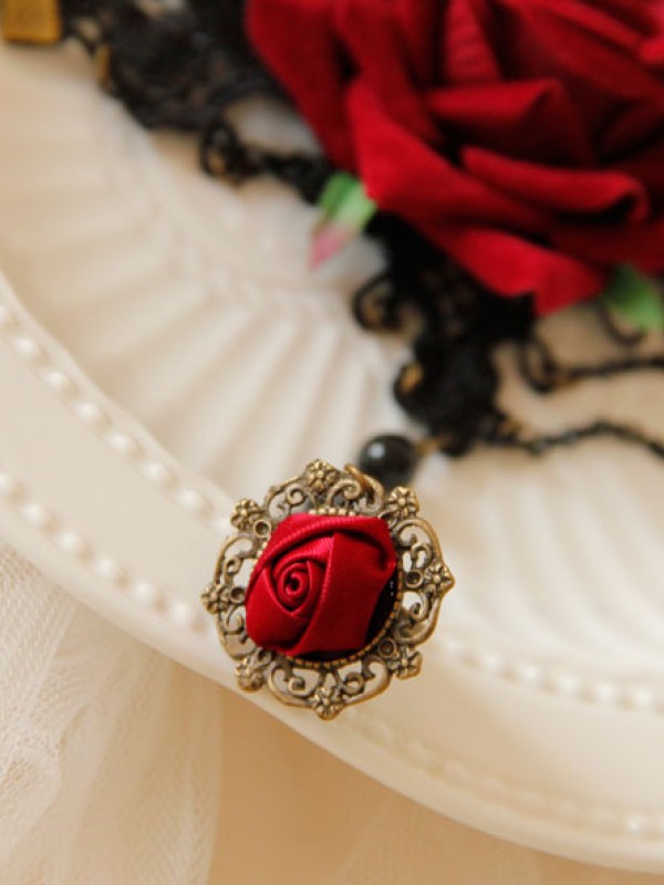 Baroque Vintage Leisure Halloween Red Rose Fringe Wrist Band