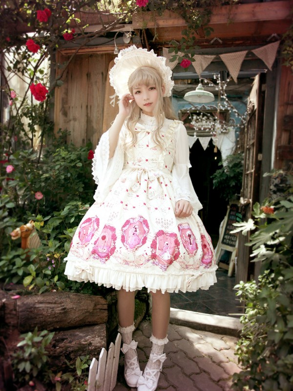 Sweet Vintage Beauty and Beast Print Lolita Jumperskirt Sweet Vintage Beauty and Beast Print Lolita Jumperskirt