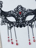 Black Lace Red Diamond Mask Black Lace Red Diamond Mask