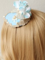 Blue Flower Shell Mini Top Hat