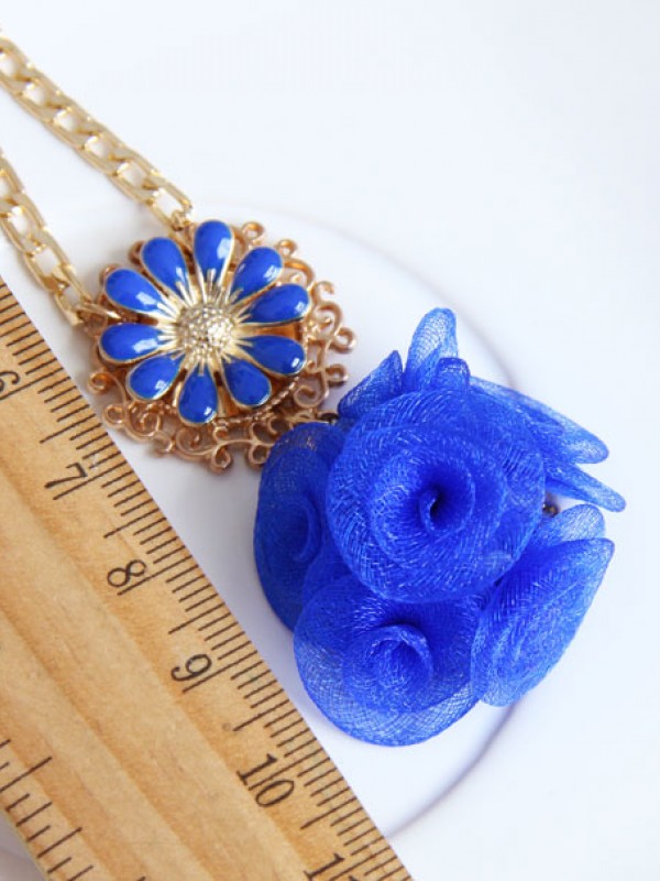 Blue Flower Sweater Chain Blue Flower Sweater Chain