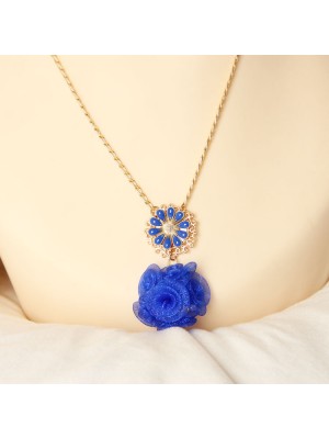 Blue Flower Sweater Chain