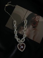 Gothic Heart-shaped Pendant Pearl Necklace Gothic Heart-shaped Pendant Pearl Necklace