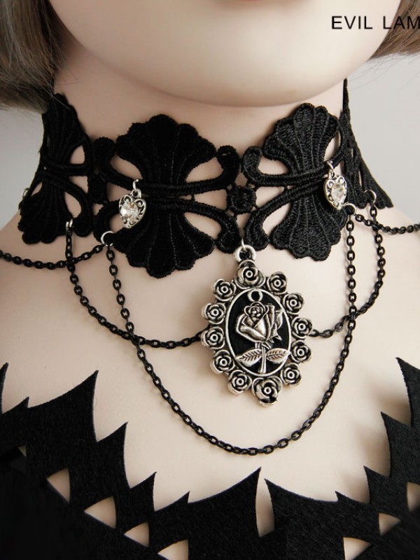 Gothic Rose Pendant Choker Gothic Rose Pendant Choker