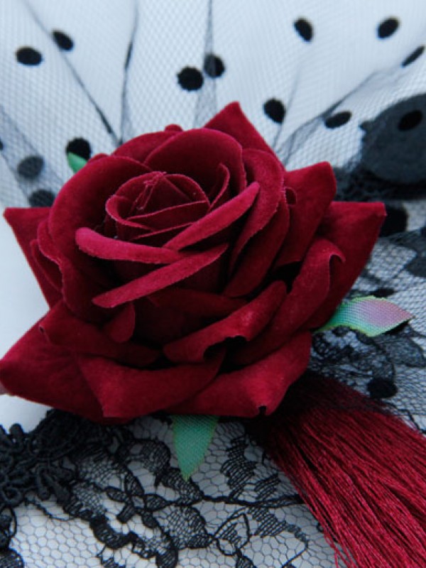 Halloween Red Rose Race Veil