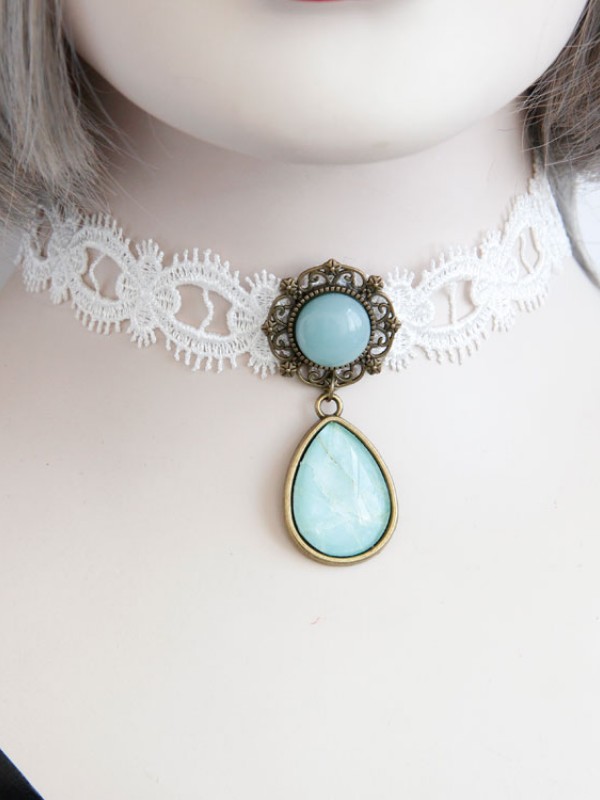 Jewel Pendant Choker