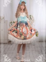 Kitty Courtyard High-waisted Short Jumperskirt