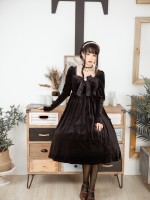 Lilith's Kiss Classic Long Sleeve One-piece Lilith's Kiss Classic Long Sleeve One-piece