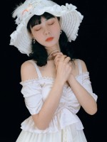 Miss Yandu Classic Off Shoulder One-piece Miss Yandu Classic Off Shoulder One-piece