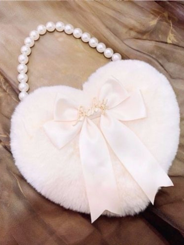Peach Heart Pearl Chain Bow Plush Straddle Bag