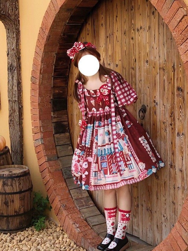 Strawberry Rabbit House sweet and cute short sleeved dress Strawberry Rabbit House sweet and cute short sleeved dress