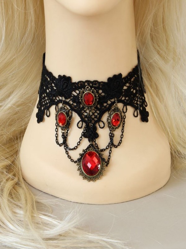 Vampire Retro Ruby Pendant Choker