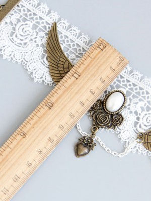 Vintage Lace Wings Anklet