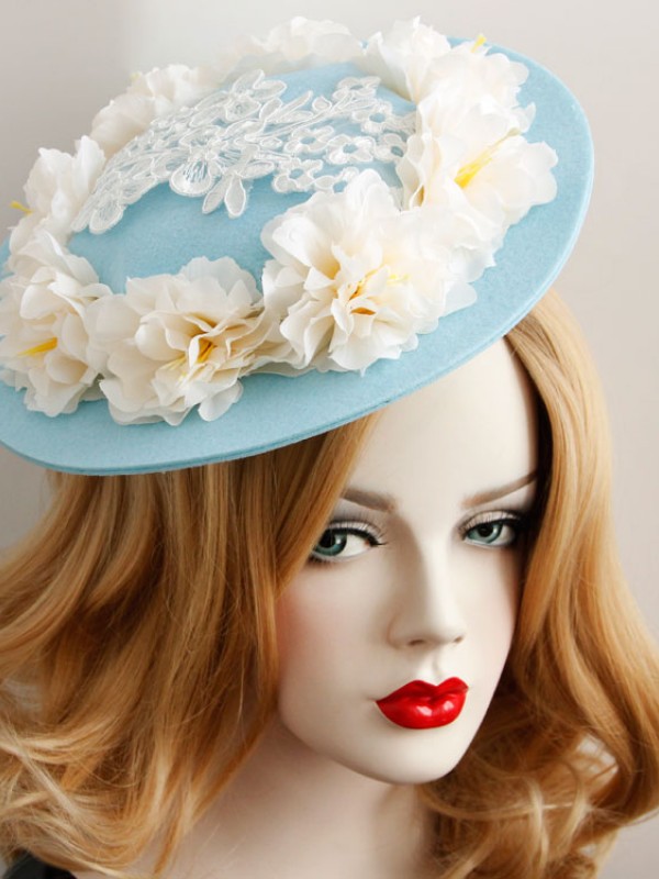 White FlowerBlue Mini Top Hat White FlowerBlue Mini Top Hat