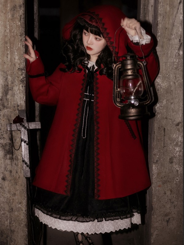 With Puji - Secret Garden Cape With Puji - Secret Garden Cape