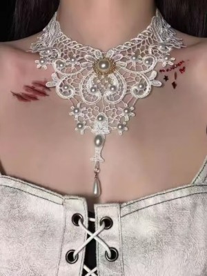 Gothic White Lace Ghost Bride Choker 