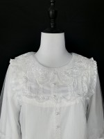 Classic Lolita lantern sleeves and embroidered neck blouse Classic Lolita lantern sleeves and embroidered neck blouse