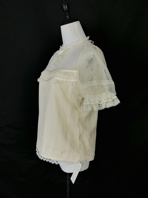 Sweet Lolita Lace shirt base blouse Sweet Lolita Lace shirt base blouse