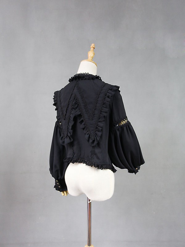 +Mercédes+ Retro Court Lace Peaked Collar Blouse 002 +Mercédes+ Retro Court Lace Peaked Collar Blouse 002