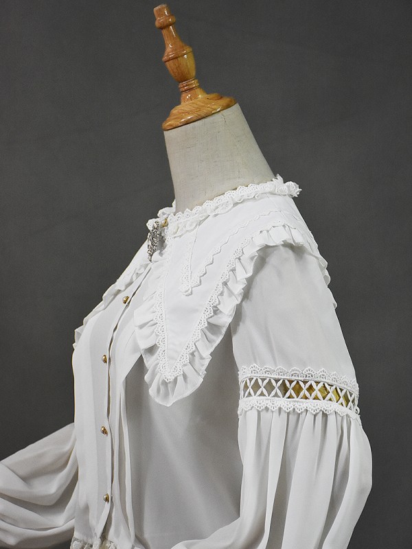 +Mercédes+ Retro Court Lace Peaked Collar Blouse 002 +Mercédes+ Retro Court Lace Peaked Collar Blouse 002